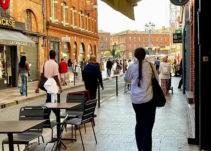 Charming Quiet Capitole